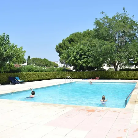 Appt 2 Pieces Climatise Du Roi Gr090-171 Apartment *